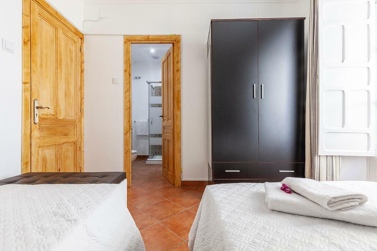 Ferienwohnung Casa De La Luz -Elegante Casco Antiguo 5-Hab-11Px Sevilla Exterior foto