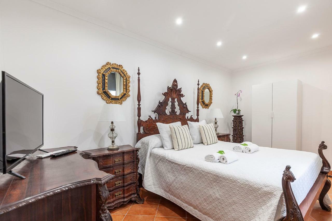 Ferienwohnung Casa De La Luz -Elegante Casco Antiguo 5-Hab-11Px Sevilla Exterior foto